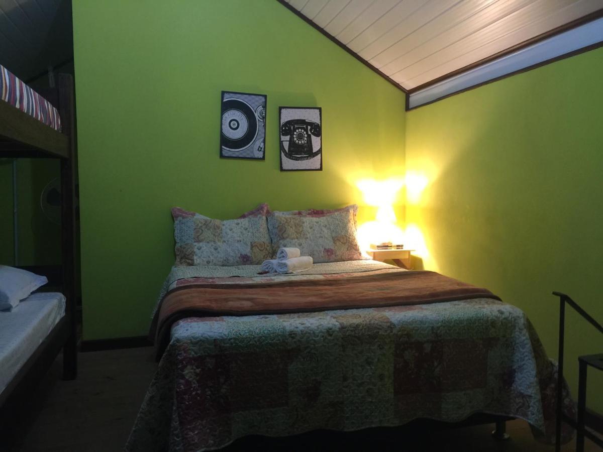 Chales Poco Feio Villa Lumiar Exteriör bild